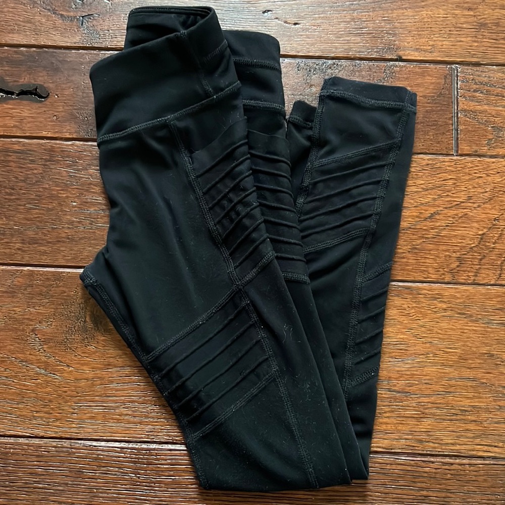 Athleta Girls Moto Leggings 🖤
